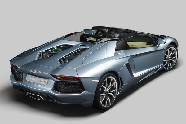 2013 Lamborghini Aventador Roadster