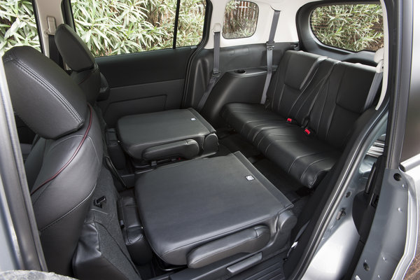 2013 Mazda MAZDA5 Interior