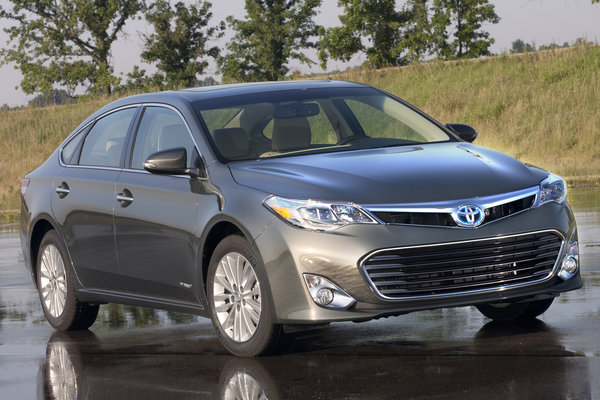 2013 Toyota Avalon Hybrid