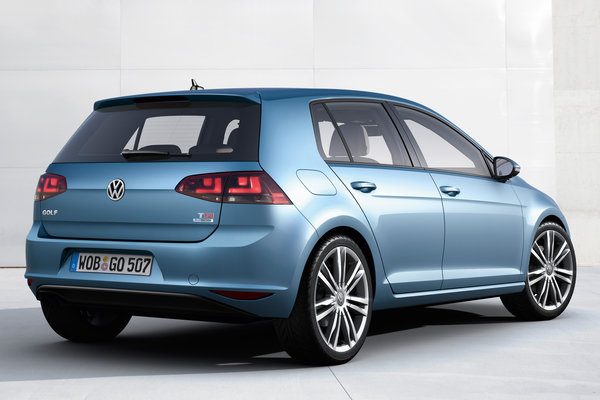 2013 Volkswagen Golf 5d