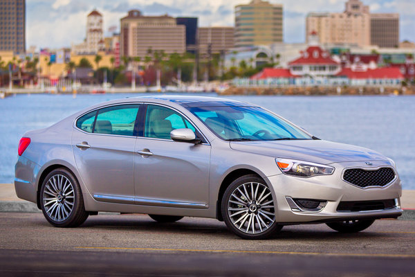 2014 Kia Cadenza