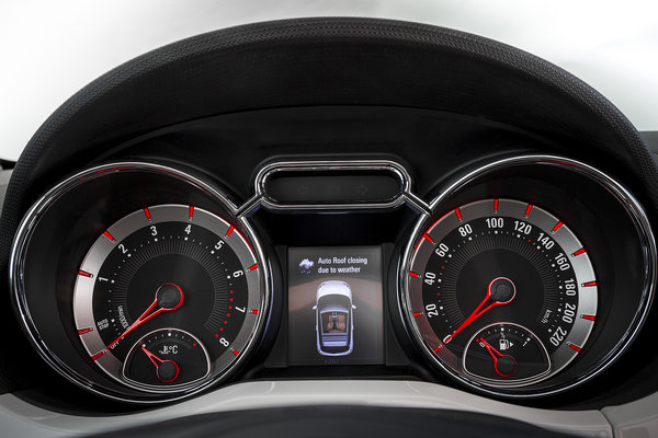 2013 Opel Adam Rocks Instrumentation