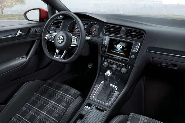 2013 Volkswagen Golf  GTD 5d Interior
