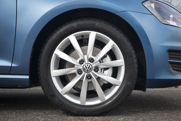 2015 Volkswagen Golf 3d Wheel