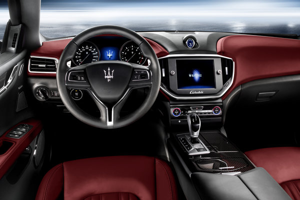 2014 Maserati Ghibli Interior