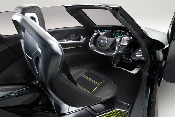 2013 Nissan BladeGlider Interior