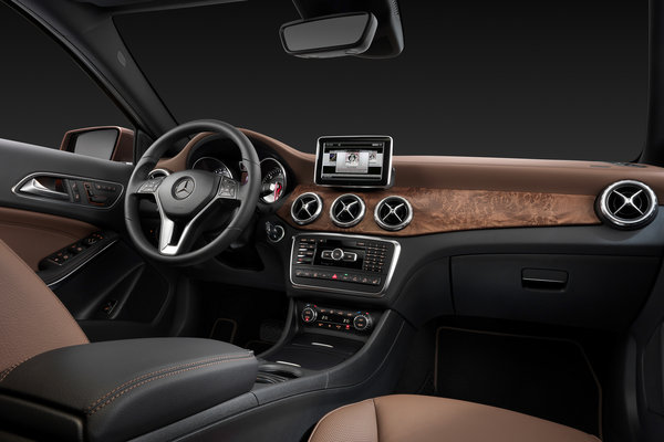 2015 Mercedes-Benz GLA-Class Interior