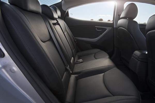 2014 Hyundai Elantra Limited sedan Interior