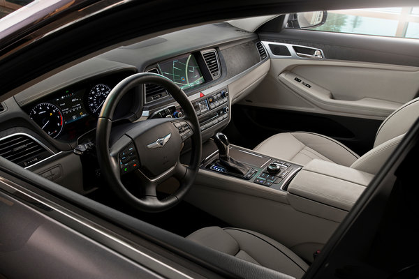 2015 Hyundai Genesis Interior