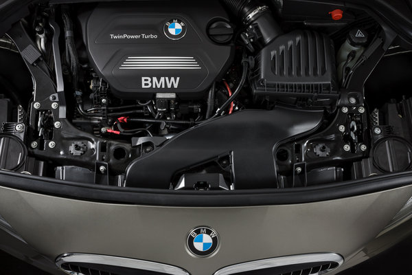 2015 BMW 2-Series Active Tourer Engine