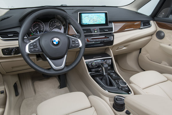 2015 BMW 2-Series Active Tourer Interior