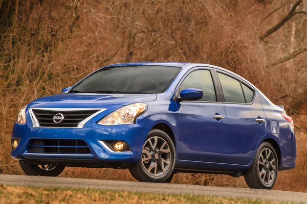 2015 Nissan Versa Sedan