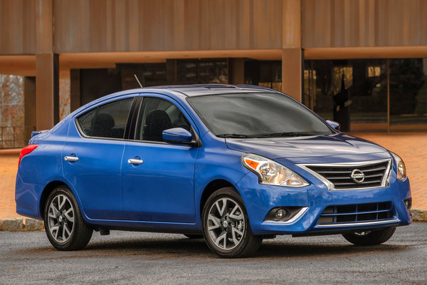 2015 Nissan Versa Sedan