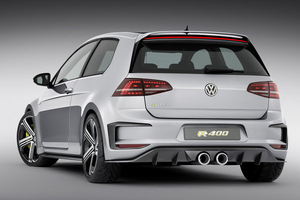 2014 Volkswagen Golf R400