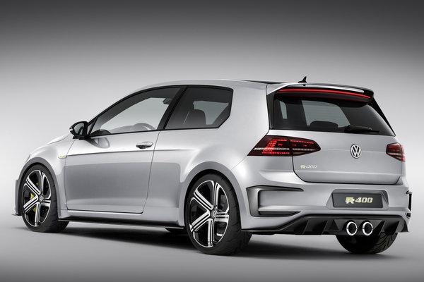 2014 Volkswagen Golf R400