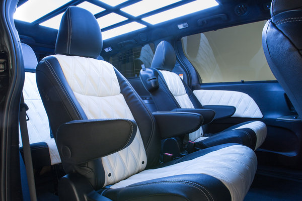 2014 Toyota Sienna DUB Edition Interior