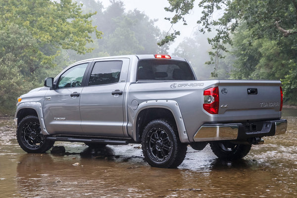 2015 Toyota Tundra Crew Cab Bass Pro Shops Off-Road Edition