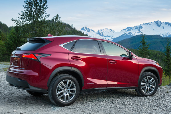 2015 Lexus NX 300h