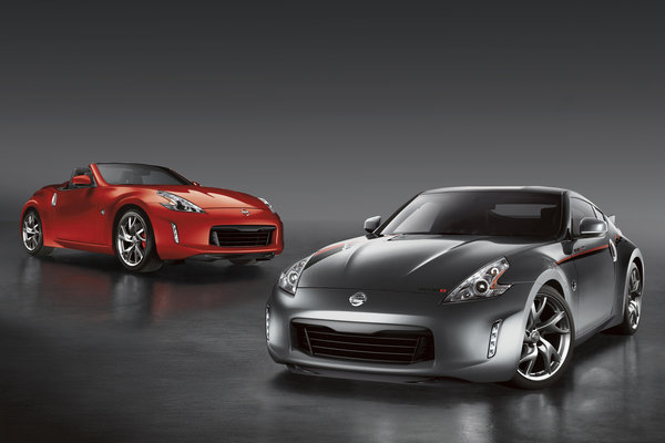 2015 Nissan 370Z Coupe and Roadster