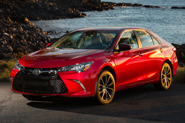 2015 Toyota Camry XSE