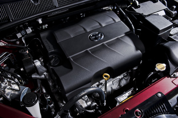 2015 Toyota Sienna SE Engine