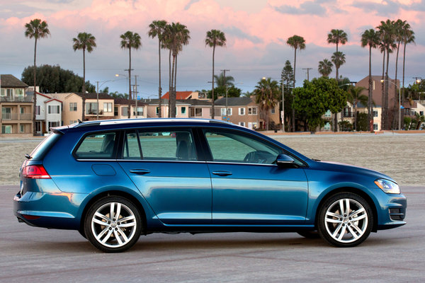 2015 Volkswagen Golf SportWagen