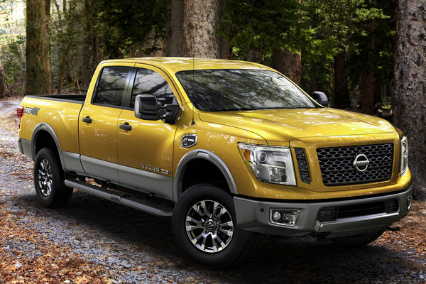 2016 Nissan Titan Crew Cab