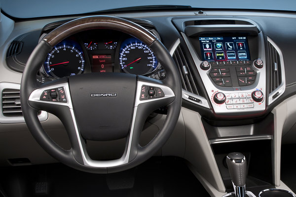 2016 GMC Terrain Denali Instrumentation