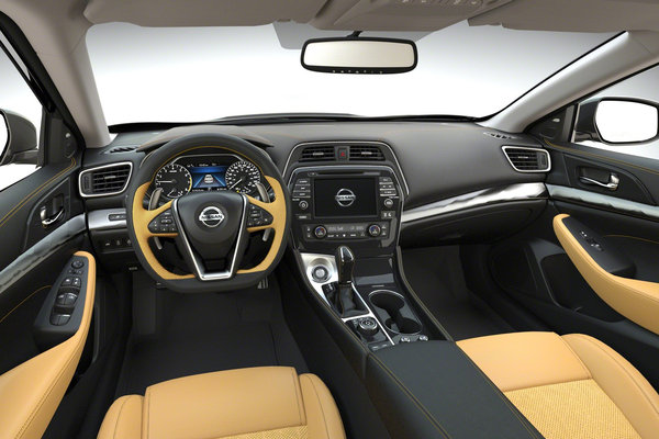 2016 Nissan Maxima Interior