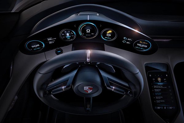 2015 Porsche Mission E Instrumentation