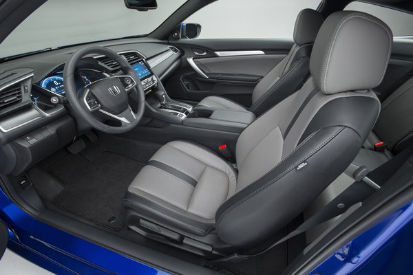 2016 Honda Civic coupe Interior