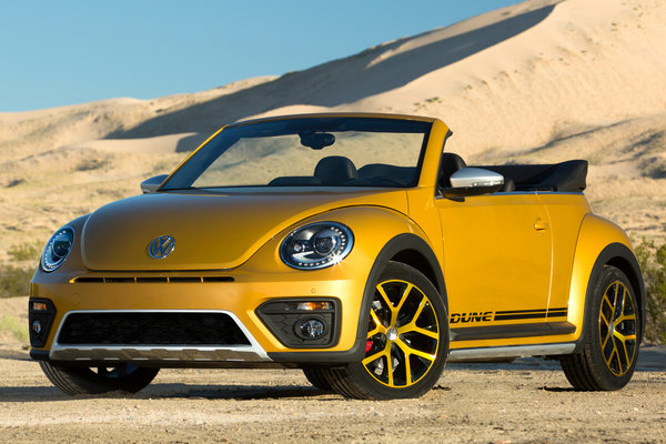 2016 Volkswagen Beetle Dune Convertible