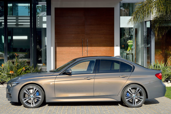 2016 BMW 3-Series sedan