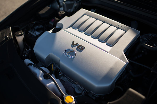 2016 Lexus ES Engine