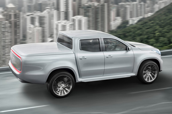 2016 Mercedes-Benz X-Class stylish explorer