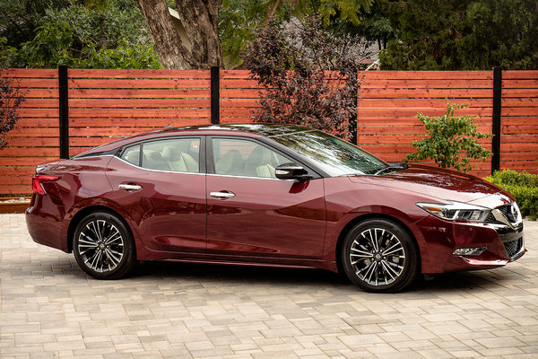 2016 Nissan Maxima