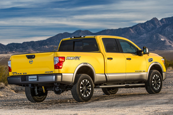 2016 Nissan Titan XD Crew Cab