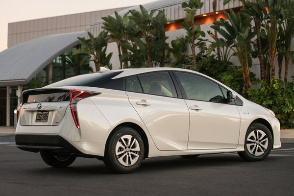 2016 Toyota Prius Two Eco