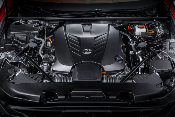 2017 Lexus LC 500 Engine
