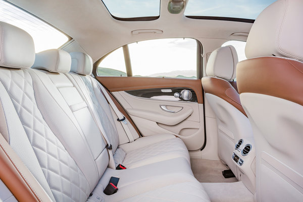 2017 Mercedes-Benz E-Class sedan Interior