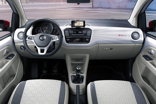 2017 Volkswagen Up 3d Interior