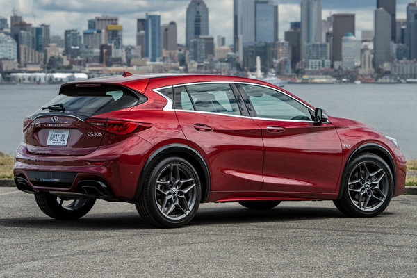 2017 Infiniti QX30