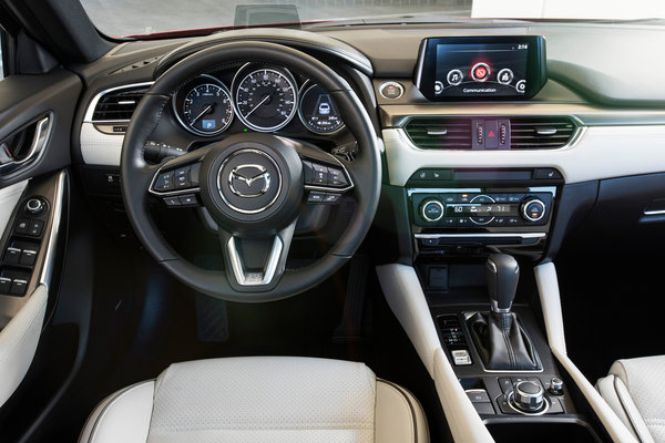 2017 Mazda Mazda6 Instrumentation