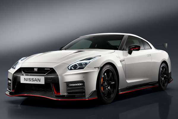 2017 Nissan GT-R NISMO