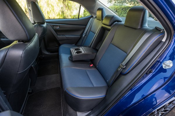2017 Toyota Corolla SE Interior