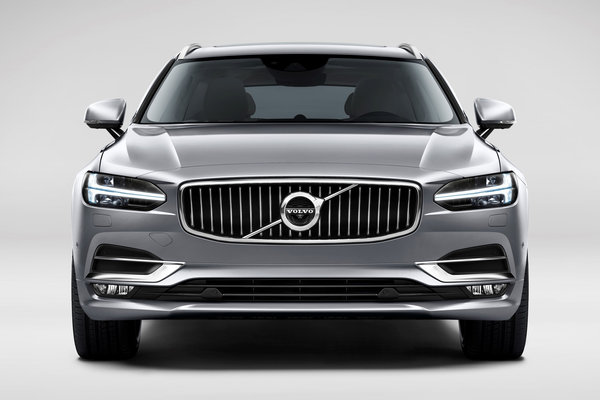 2017 Volvo V90