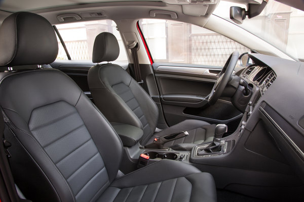 2017 Volkswagen Golf Alltrack Interior