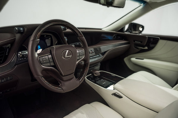 2018 Lexus LS Interior