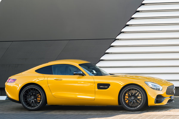 2018 Mercedes-Benz AMG GT S