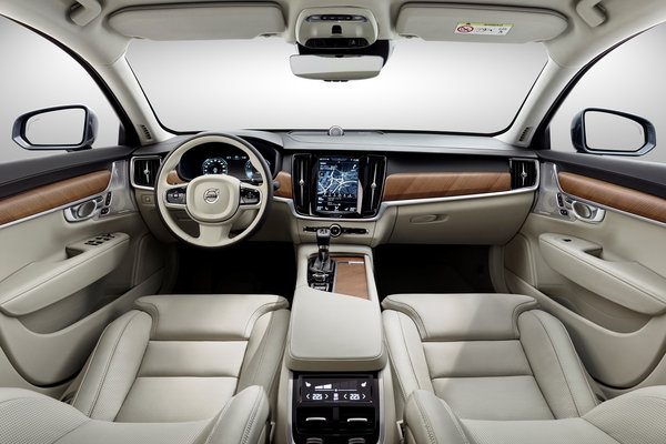 2018 Volvo V90 Interior